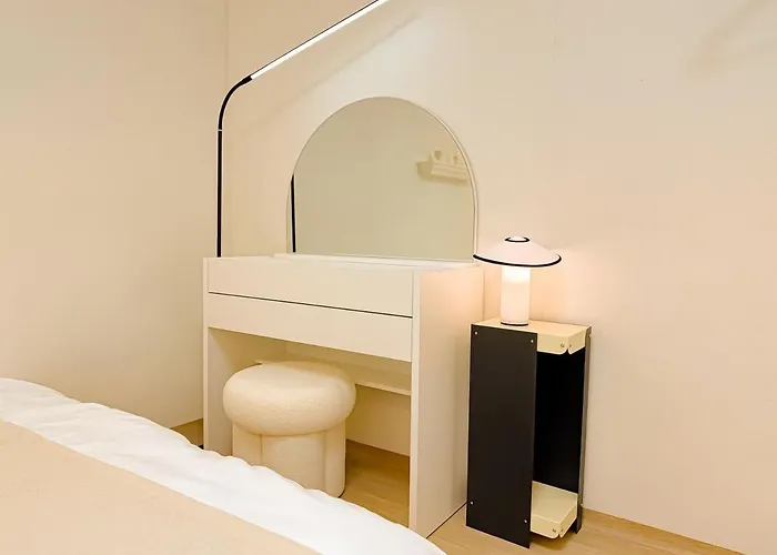 Nuage Atelier 366 In Hongdae Apartment